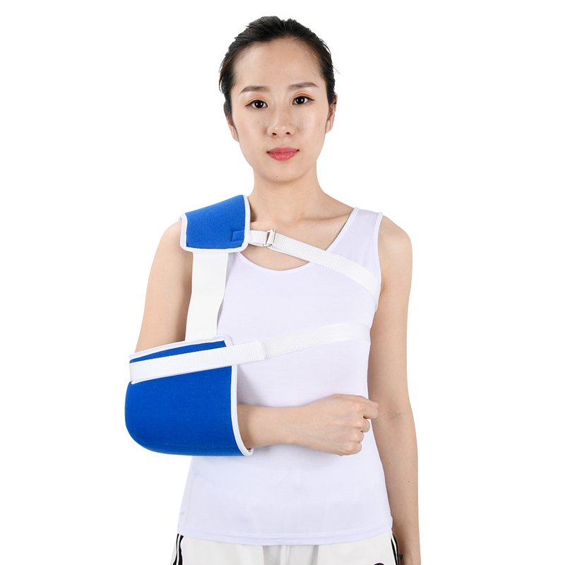 肩部韧带拉伤需使用肩肘固定带